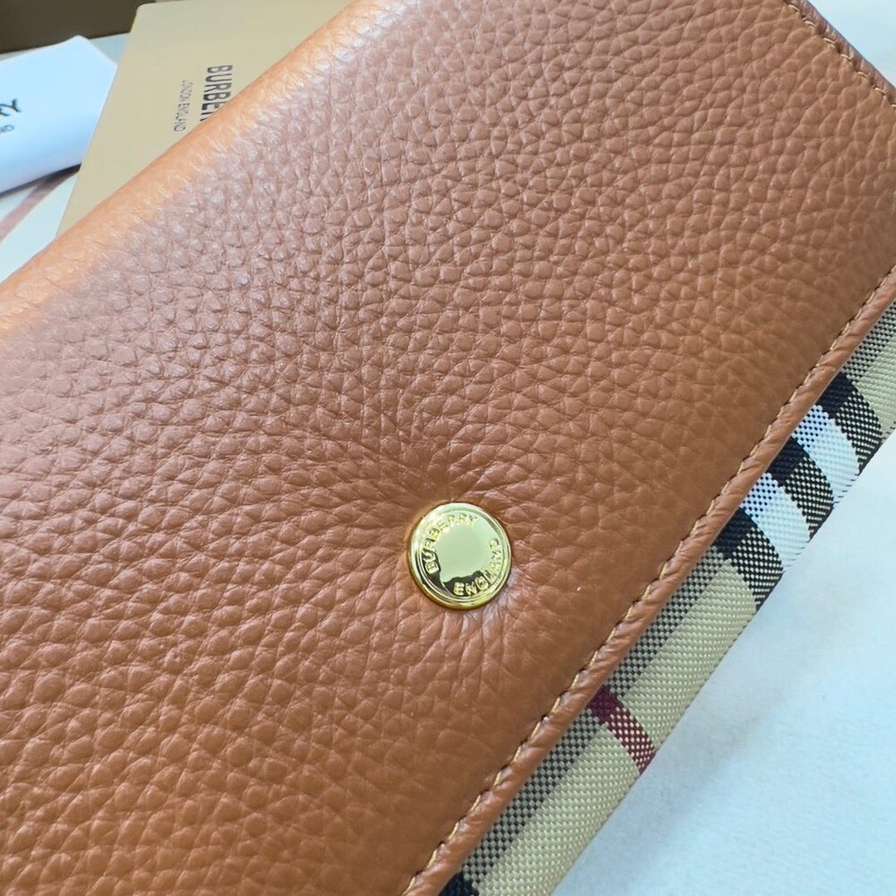 Burberry Vintage Check Long Flap Wallet Tan Leather - Picture 3 of 9